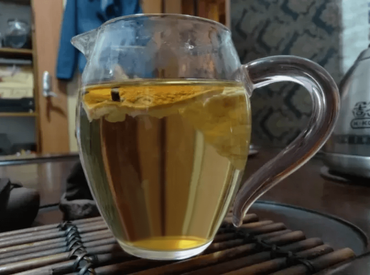 What Color Is 15-Year-Old Chenpi Tea? Real Tea Color Revealed
