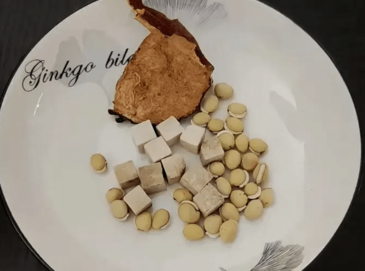 Benefits of White Hyacinth Bean, Chenpi, and Poria Combination