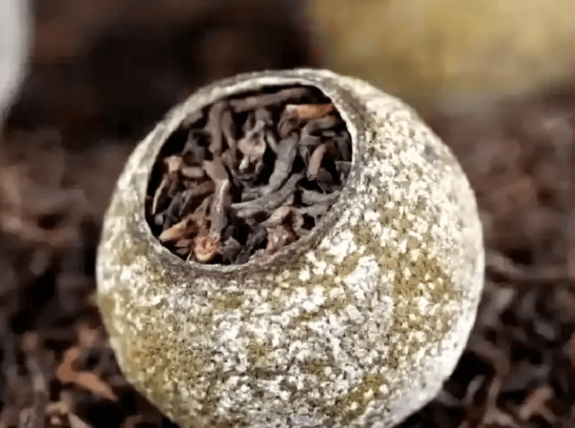 What Is the White Layer on Chenpi Pu-erh Tea? Is It Good or Bad?